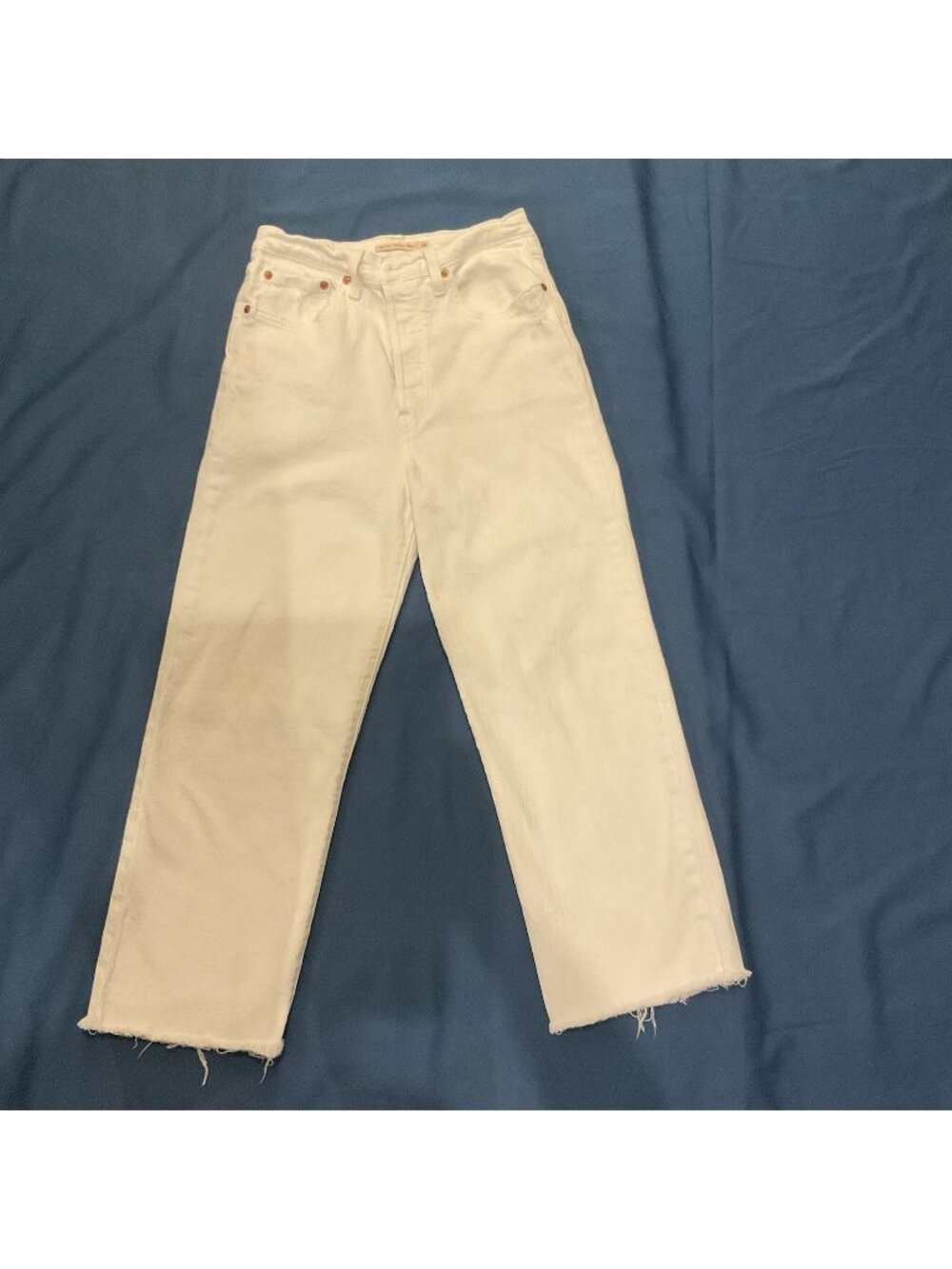 Levi's Premium Women's White Rive-cage Straight Ankle Size 28 Button Fly Jeans